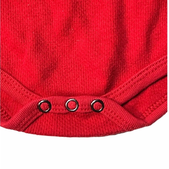 NCAA by Outerstuff Red Wisconsin Badgers Athletics Infant Bodysuit Sz 18 Months - Picture 3 of 9